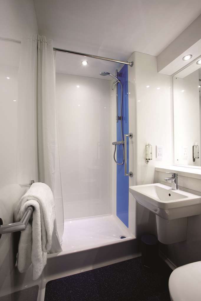 Travelodge Nottingham Riverside Номер фото